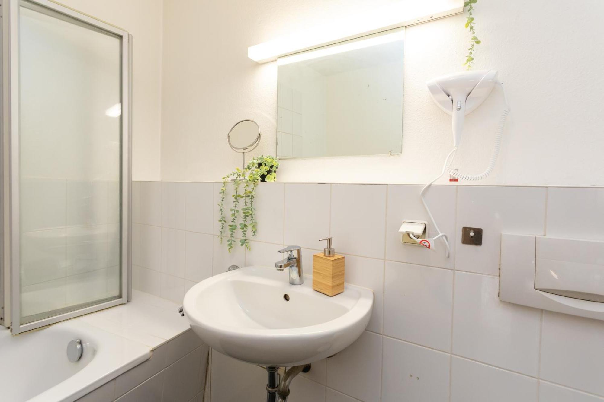 Fullhouse - Halle - R6 Apartments - Smarttv - Nespresso Zewnętrze zdjęcie